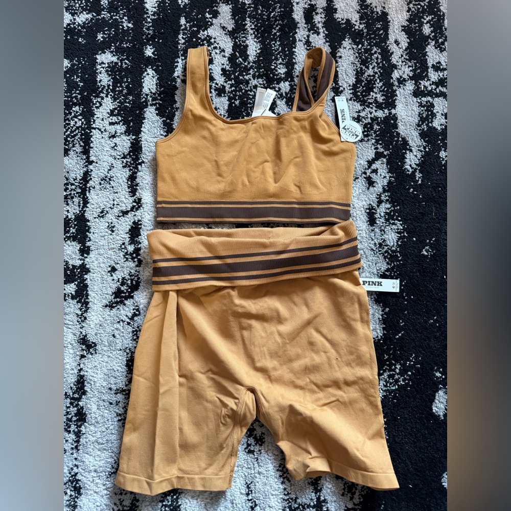 BNWT PINK Active Set Size Medium